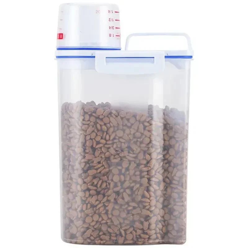 1.5kg/2kg Pet Food Storage Container, Moisture‑Proof Sealed Plastic Pail with Measuring Cup for Dog &amp; Cat Feeding