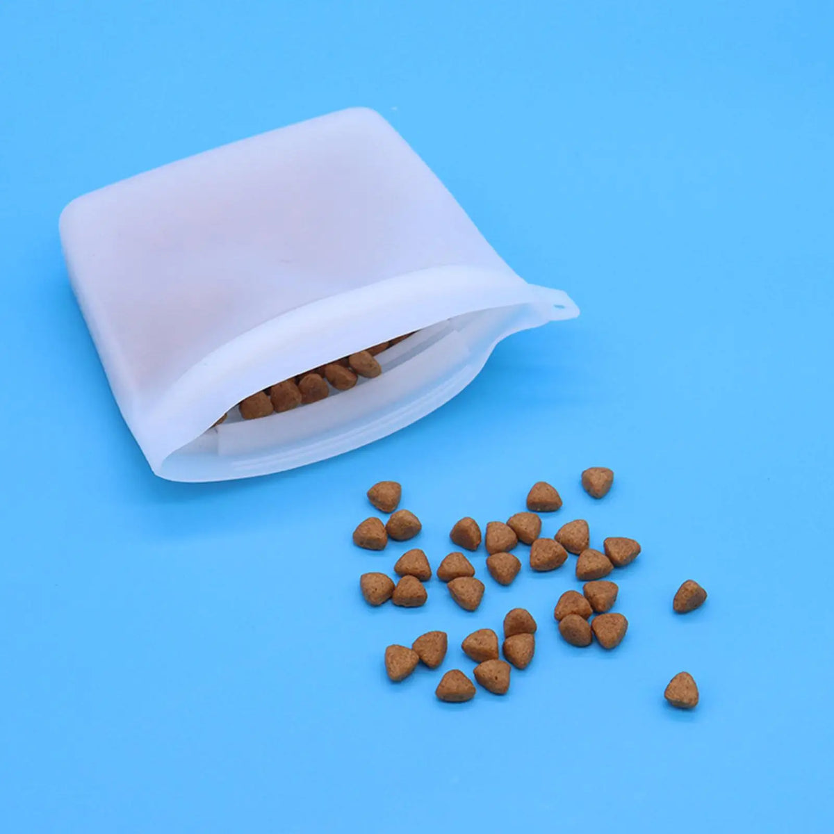Silicone Dog Treat Pouch Dog Training Pouch Bag Sealable Training Treat Bag Training Treat Bag For Dogs Cats Pets Leashs Walking