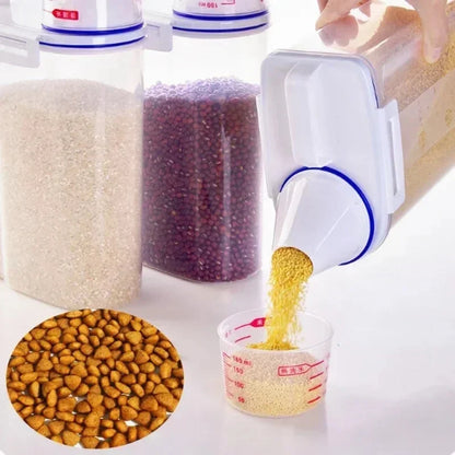 1.5kg/2kg Pet Food Storage Container, Moisture‑Proof Sealed Plastic Pail with Measuring Cup for Dog &amp; Cat Feeding